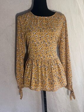 Mustard Floral Long-Sleeve Peplum Blouse